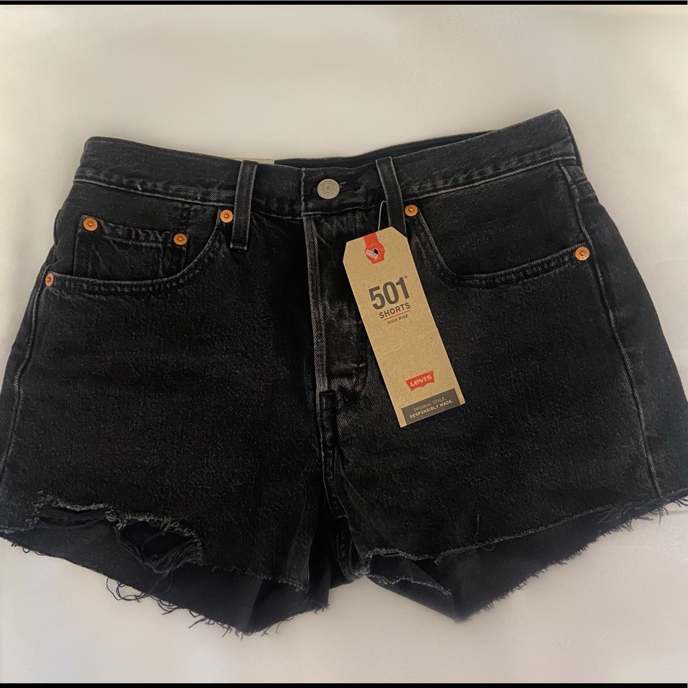 brand new levi shorts